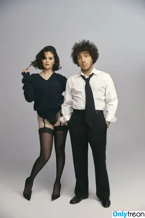 Selena Gomez / selena.gomez / selenagomez nude photo #9753