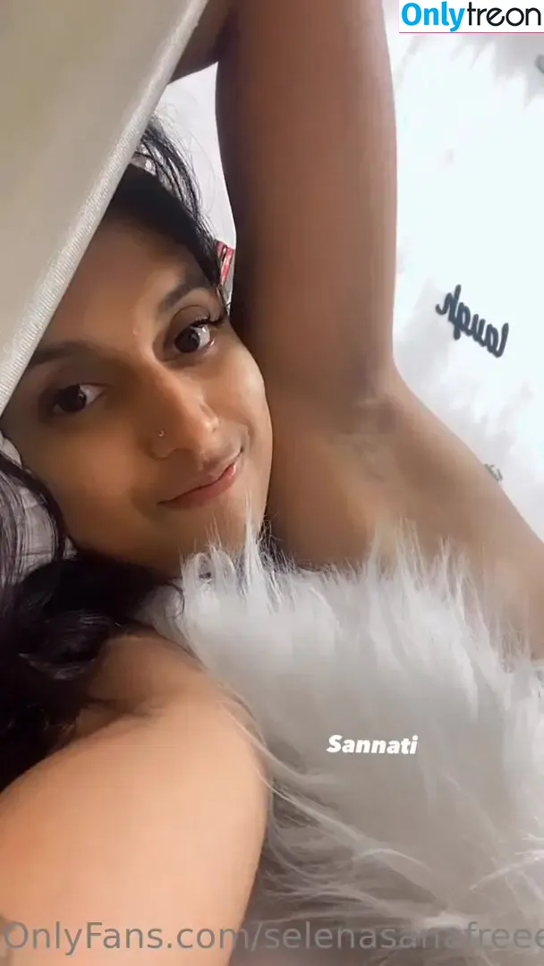 selenasanafreee nude photo #0002 (anythingforselenaaassss)