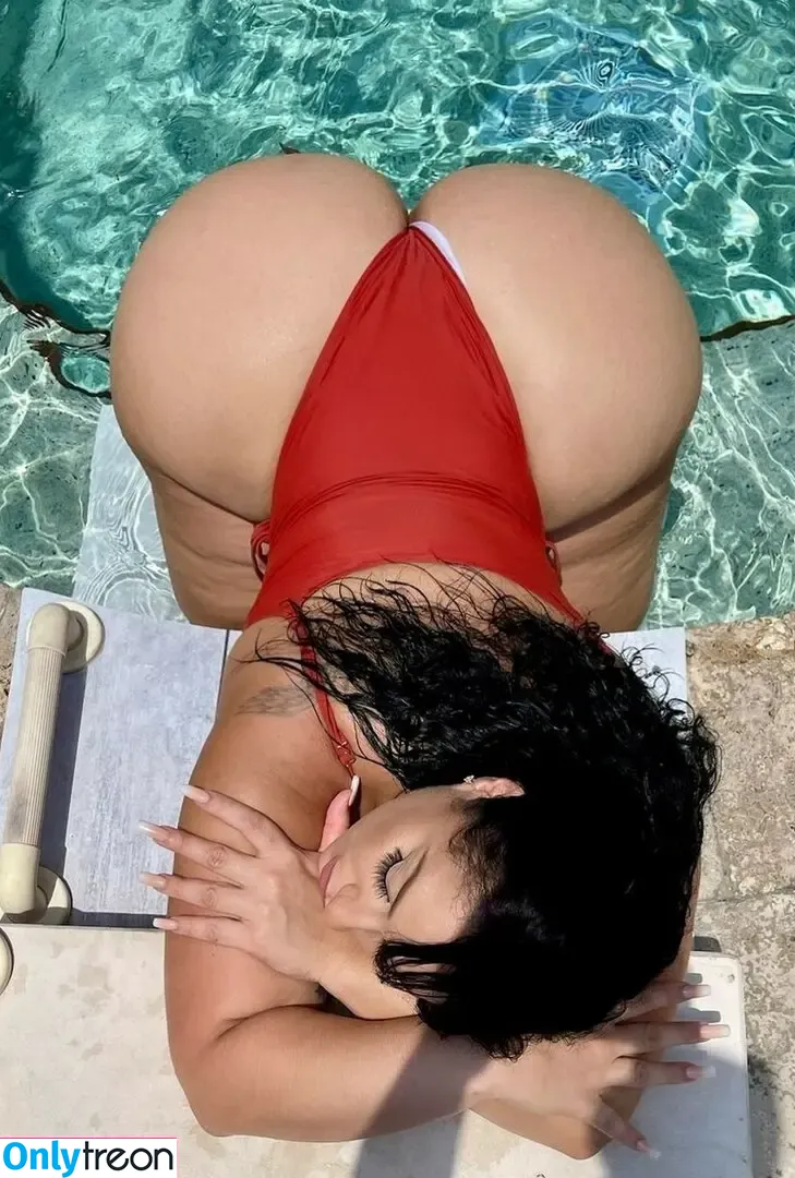 Selene Castle nude photo #0527 (iamselenecastle / selenacastle / selenecastle)