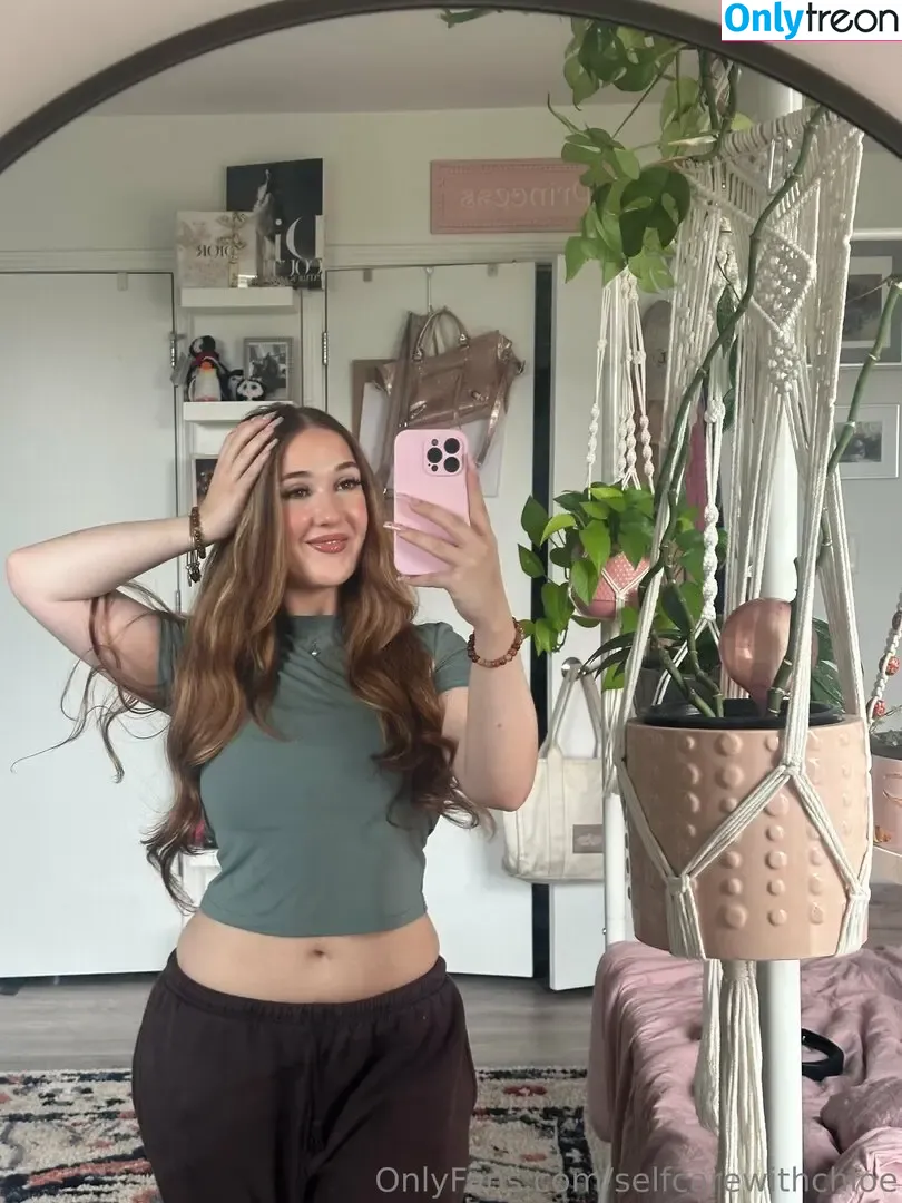 selfcarewithchloe голая photo #0185 (_selfcarewithchloe)