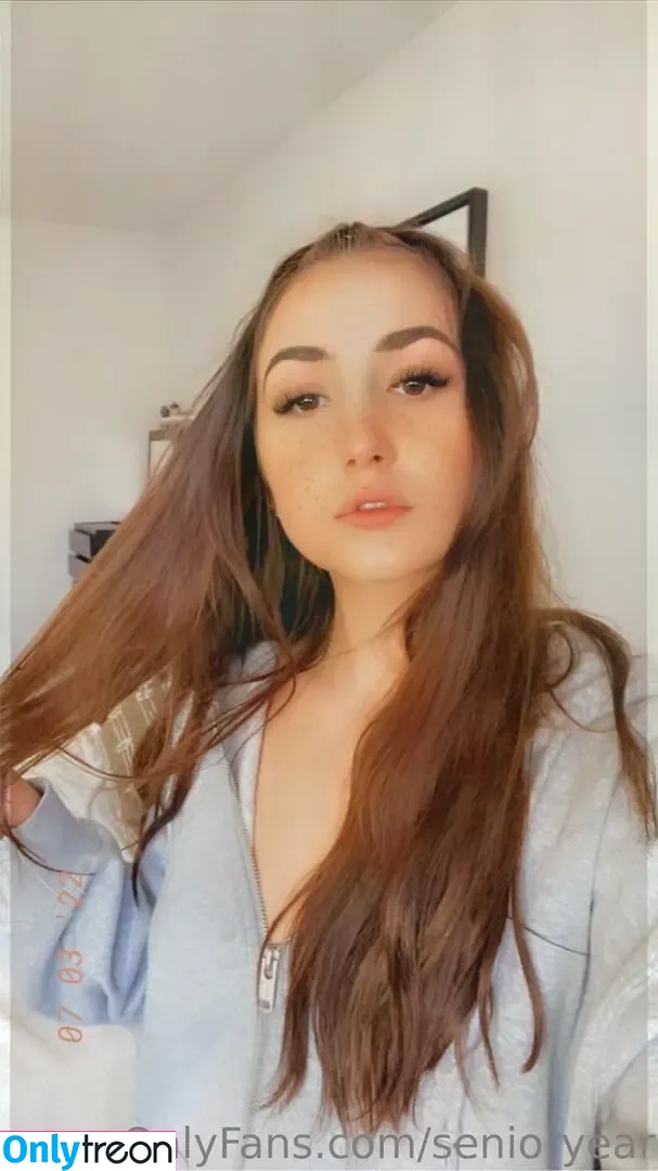 senioryear голая photo #1134 (Alexis / senioryearnetflix)