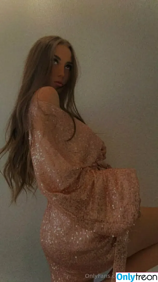 senioryear nude photo #1257 (Alexis / senioryearnetflix)