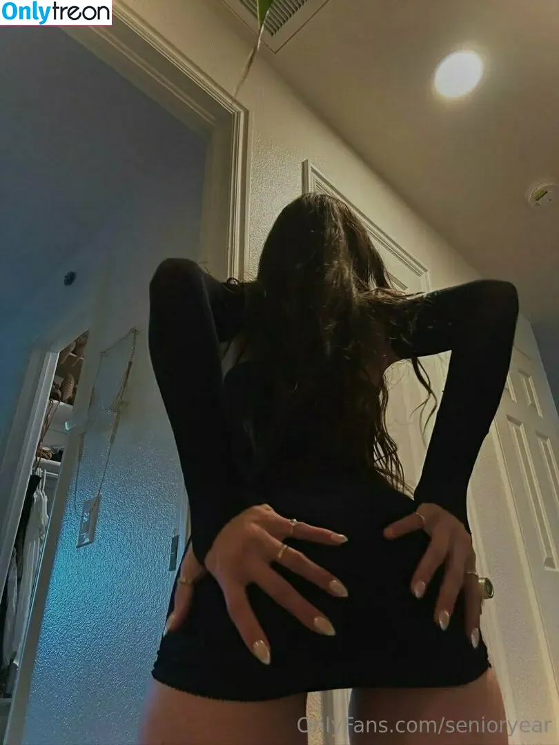 senioryear голая photo #1265 (Alexis / senioryearnetflix)