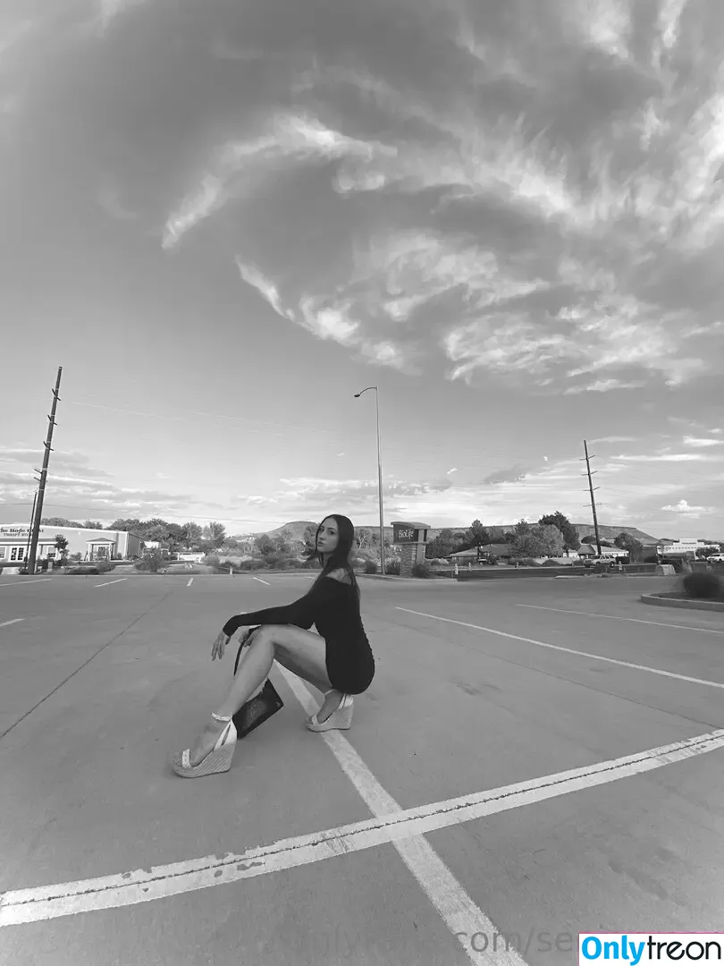 senioryear nude photo #1335 (Alexis / senioryearnetflix)