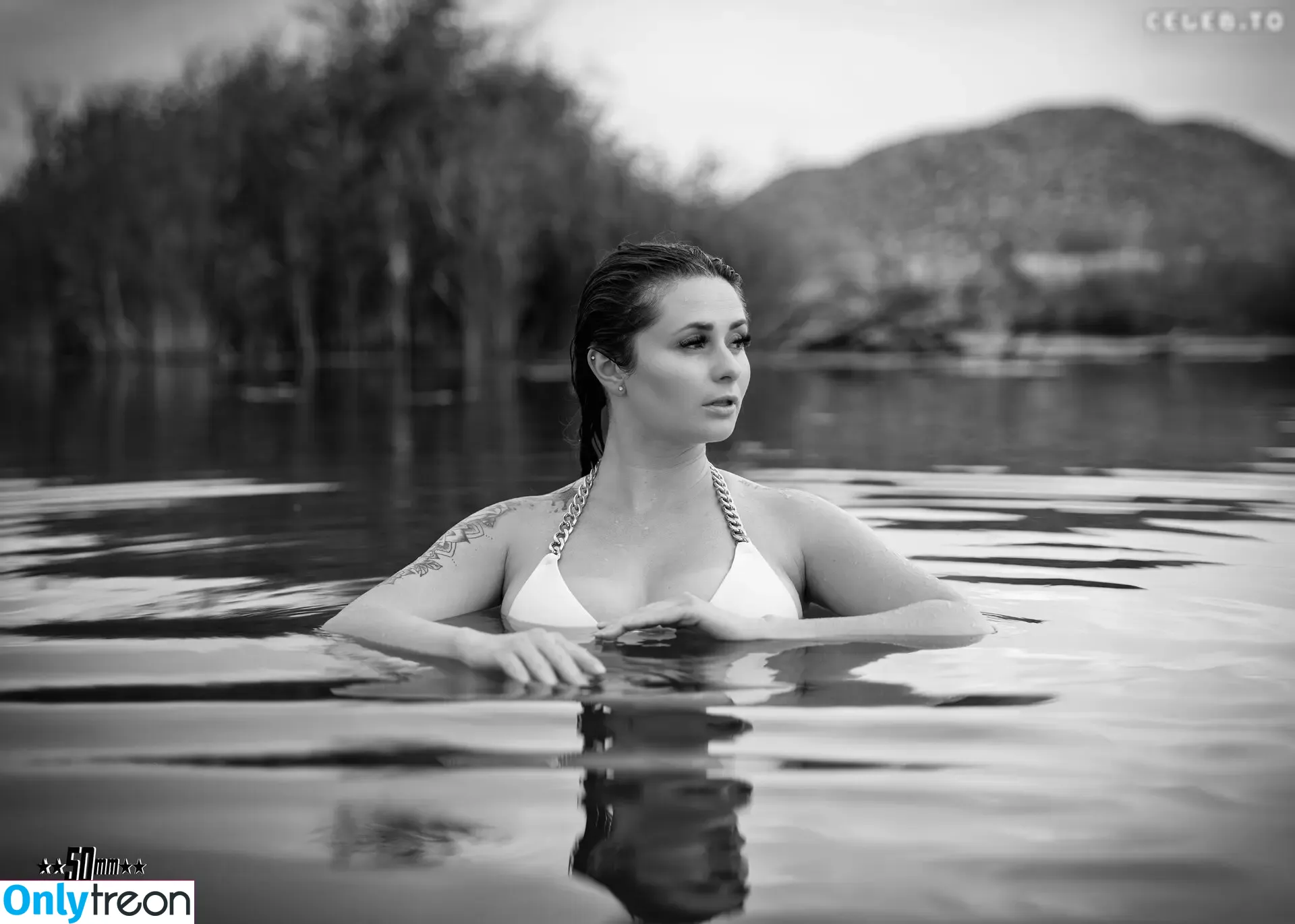 Sensualmik голая photo #0042 (Sensualmik)