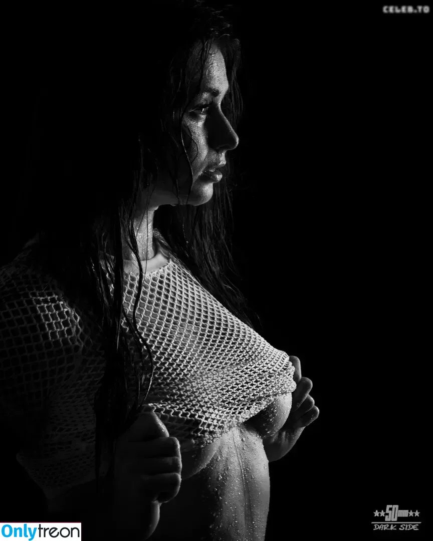 Sensualmik голая photo #0066 (Sensualmik)