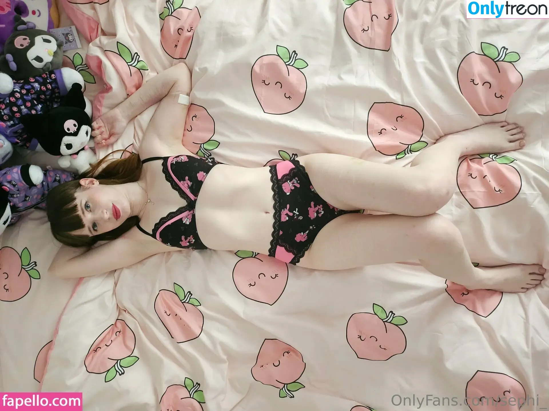 Sephi_ nude photo #0097 (green_sephi)