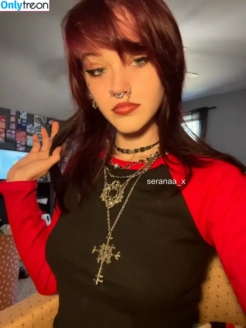 seranaa_x голая photo #0001 (seranaa_x)