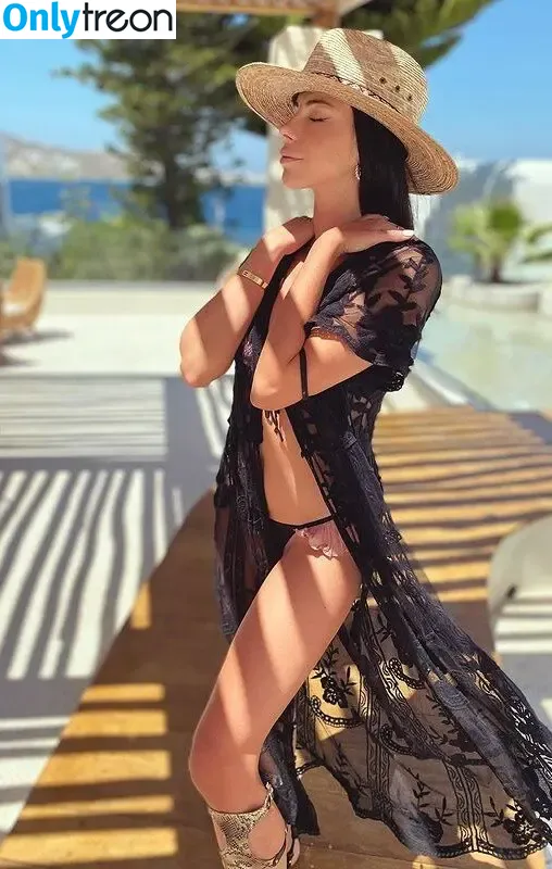 Serena Esse nude photo #0079 (_serenaesse_ / esse.s)