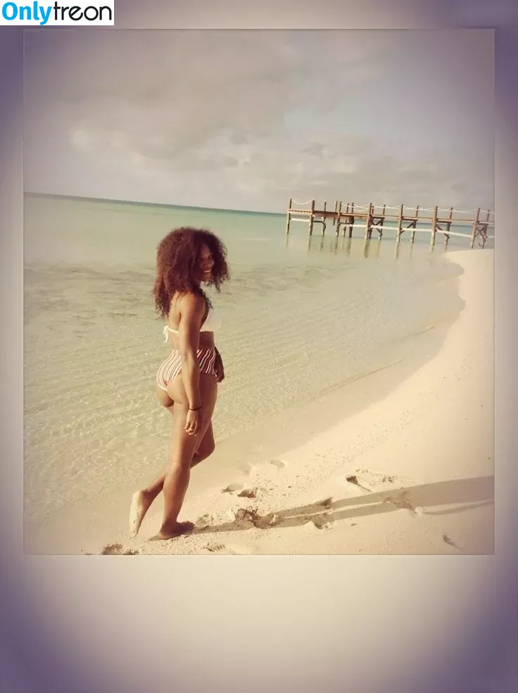 Serena Williams nude photo #0183 (serenawilliams)