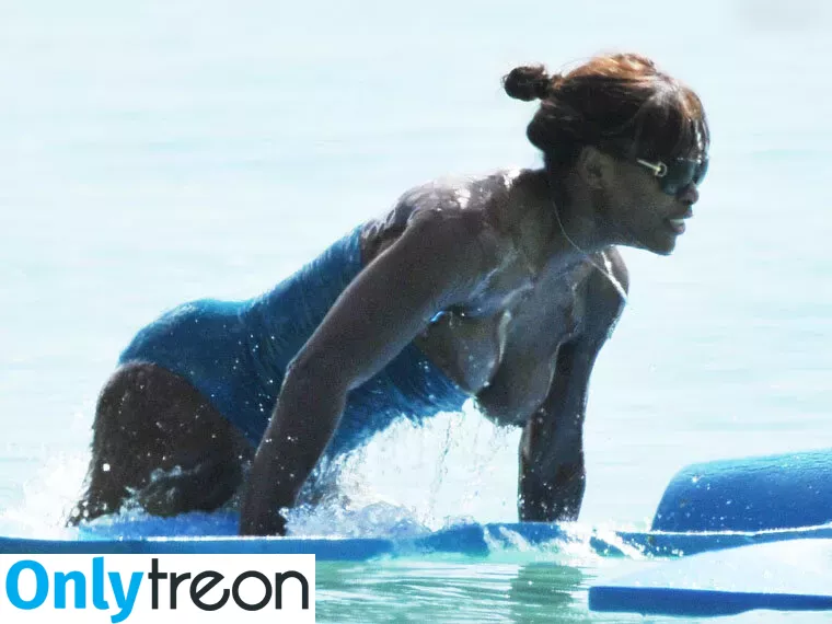 Serena Williams nude photo #0271 (serenawilliams)
