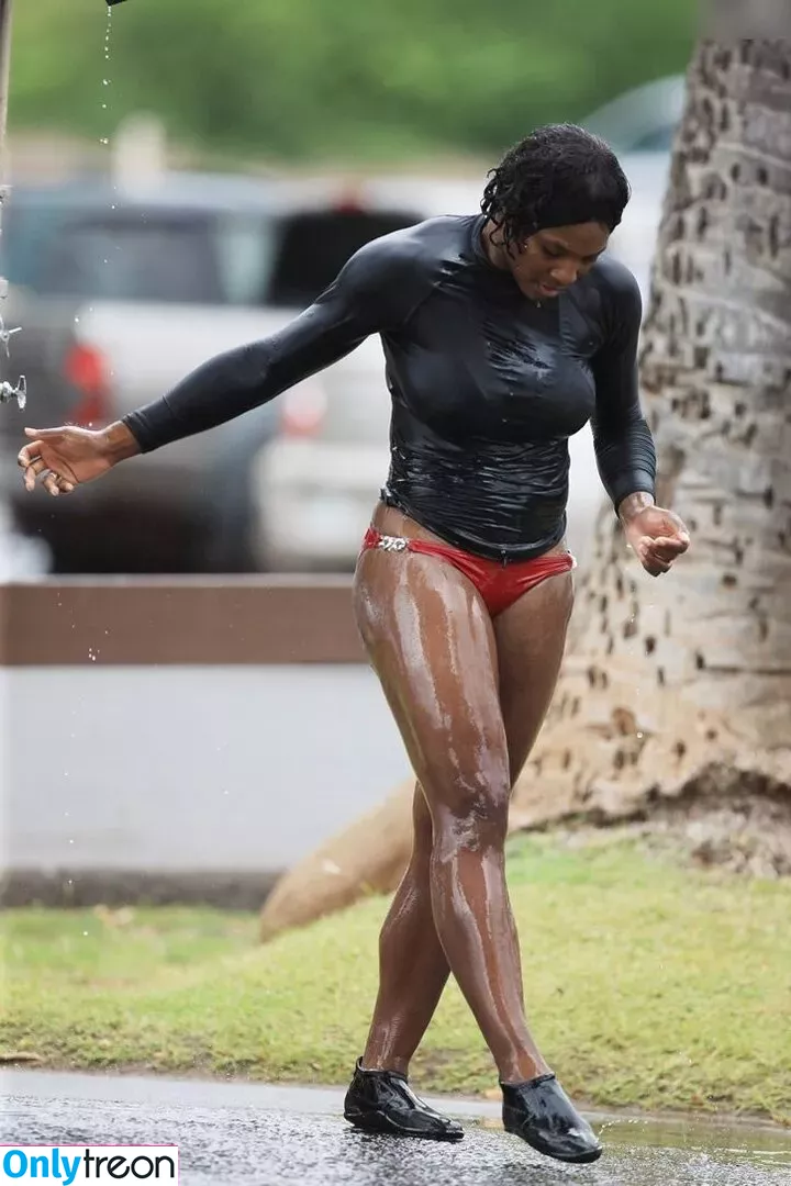 Serena Williams nude photo #0291 (serenawilliams)
