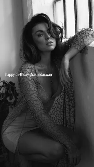 Serinda Swan / serindaswan фото голая #0316