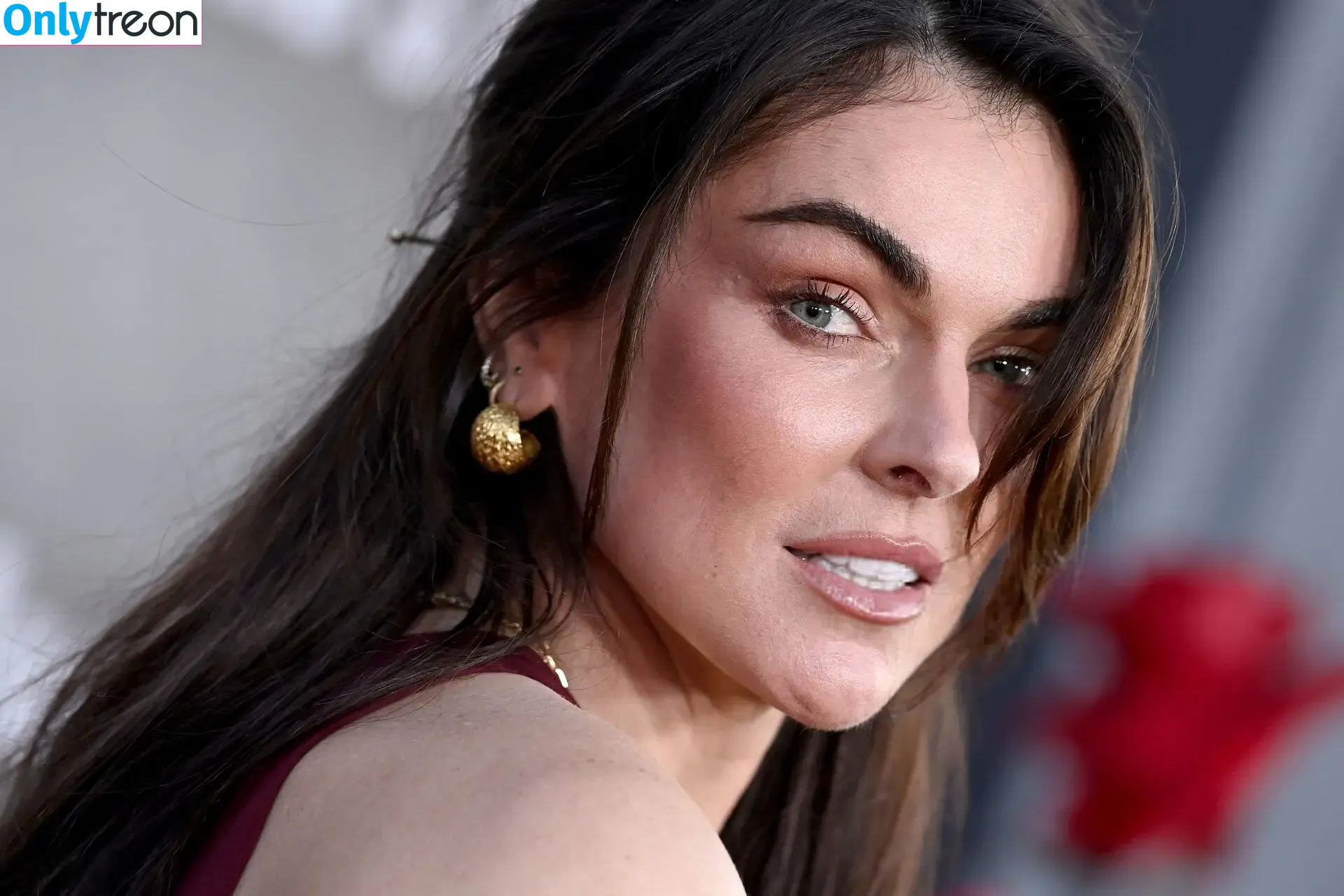 Serinda Swan nude photo #0585 (serindaswan)