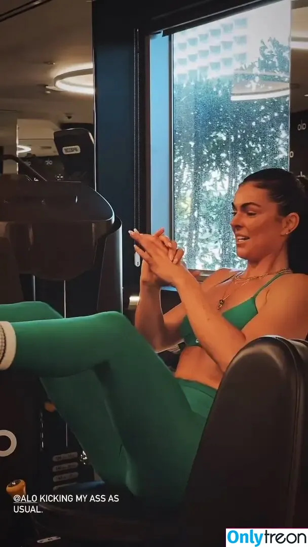 Serinda Swan nude photo #0605 (serindaswan)
