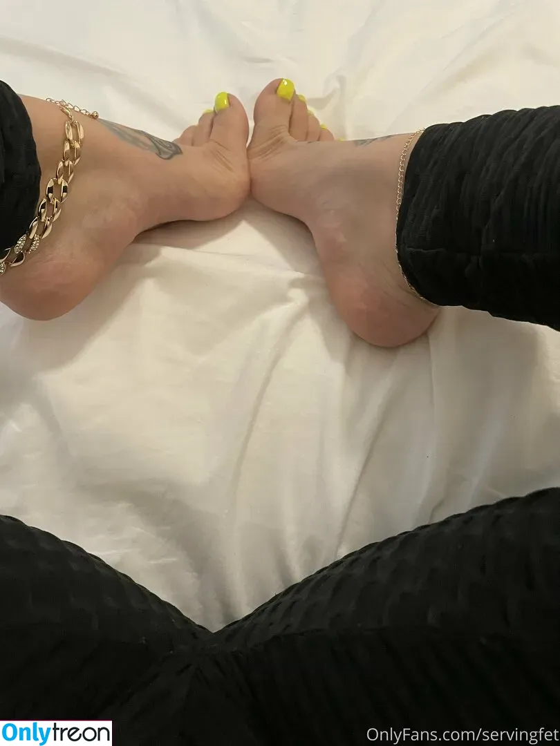 servingfet голая photo #0001 (ladyasshh_)