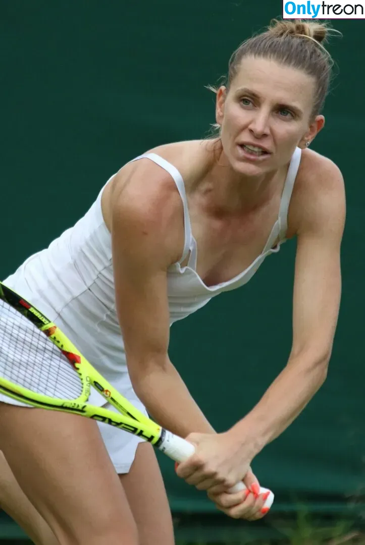 Sesil Karatantcheva nude photo #0031 (bulgarian tennis)