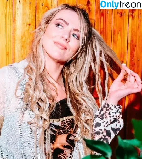Session Moth Martina голая photo #0363 (mothfromdaflats / session_moth_martina / sessionmoth)