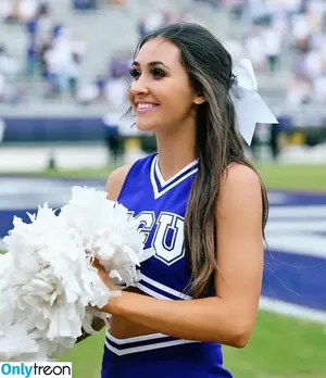 Sexy Cheerleaders / College / NBA / NFL / others фото голая #0090