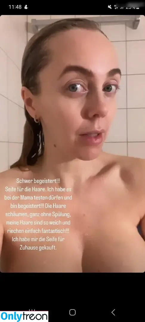 Sexy Julia nude photo #0370 (einfach_echt_Julia)