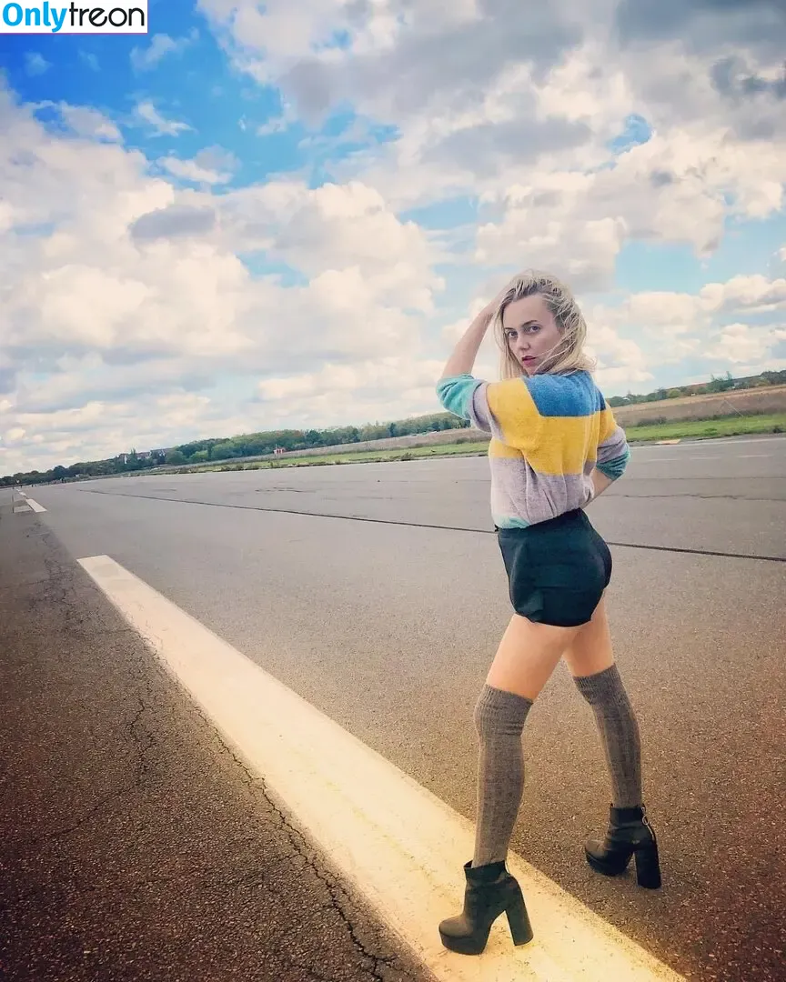 Sexy Julia голая photo #0386 (einfach_echt_Julia)