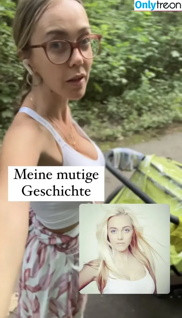 Sexy Julia nude photo #0620 (einfach_echt_Julia)