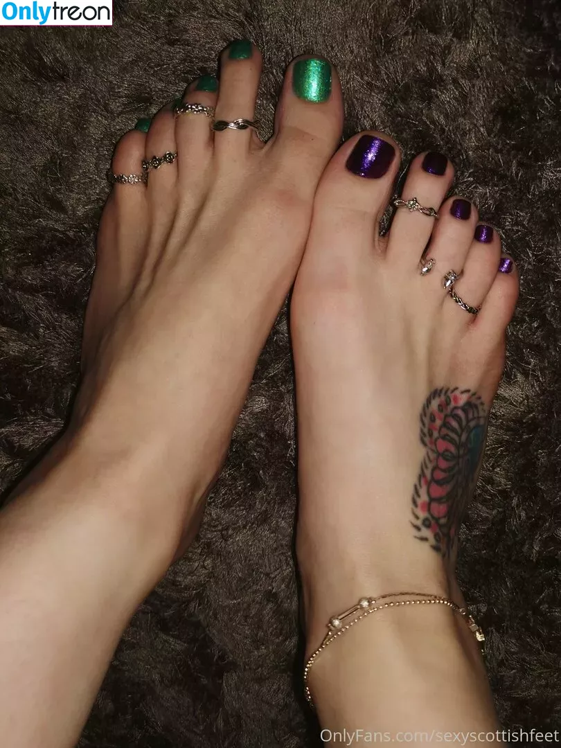 sexyscottishfeet голая photo #0057 (sexyscottishfeet20)