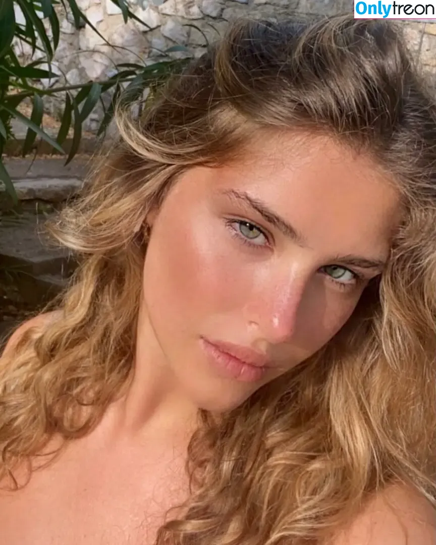 Shabel nude photo #0008 (chiara_gariboldi / shabelle)