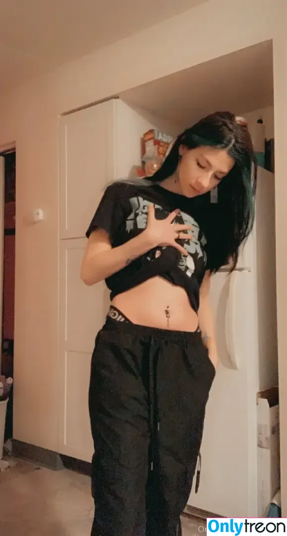 shadely nude photo #0006 (shadely)