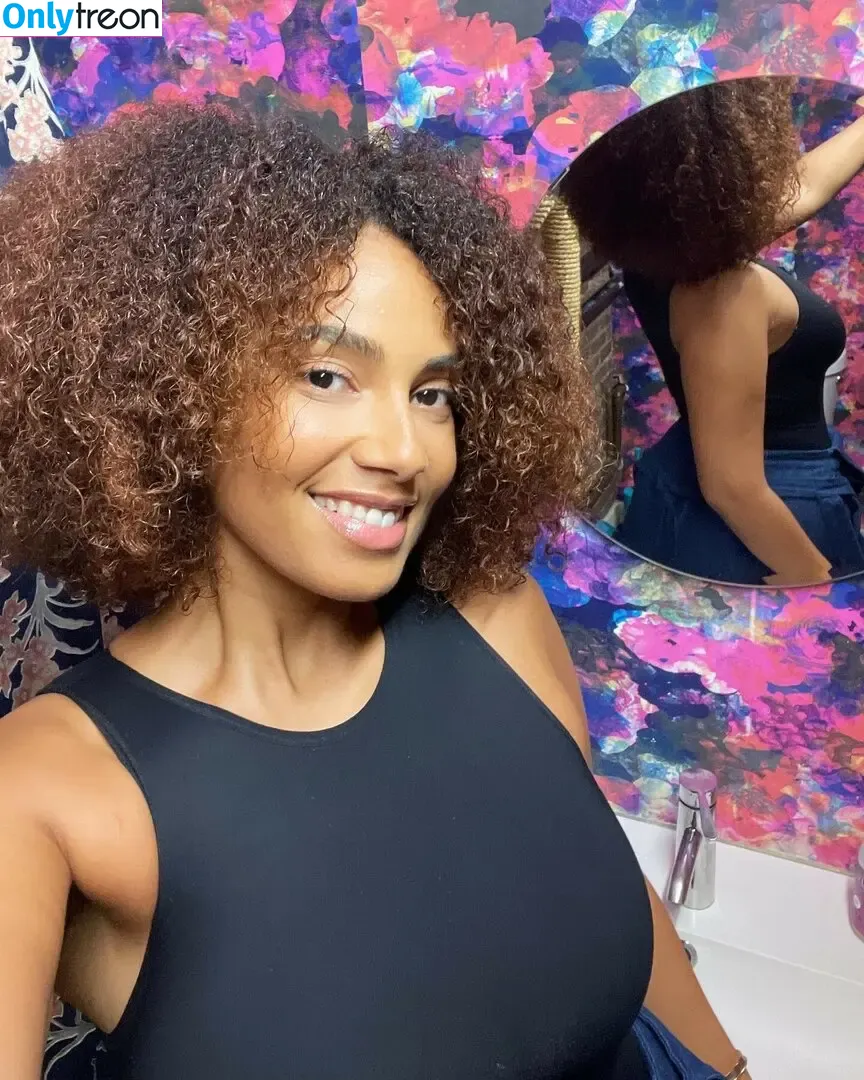 Shadia Ampadu голая photo #0004 (shadia_model)