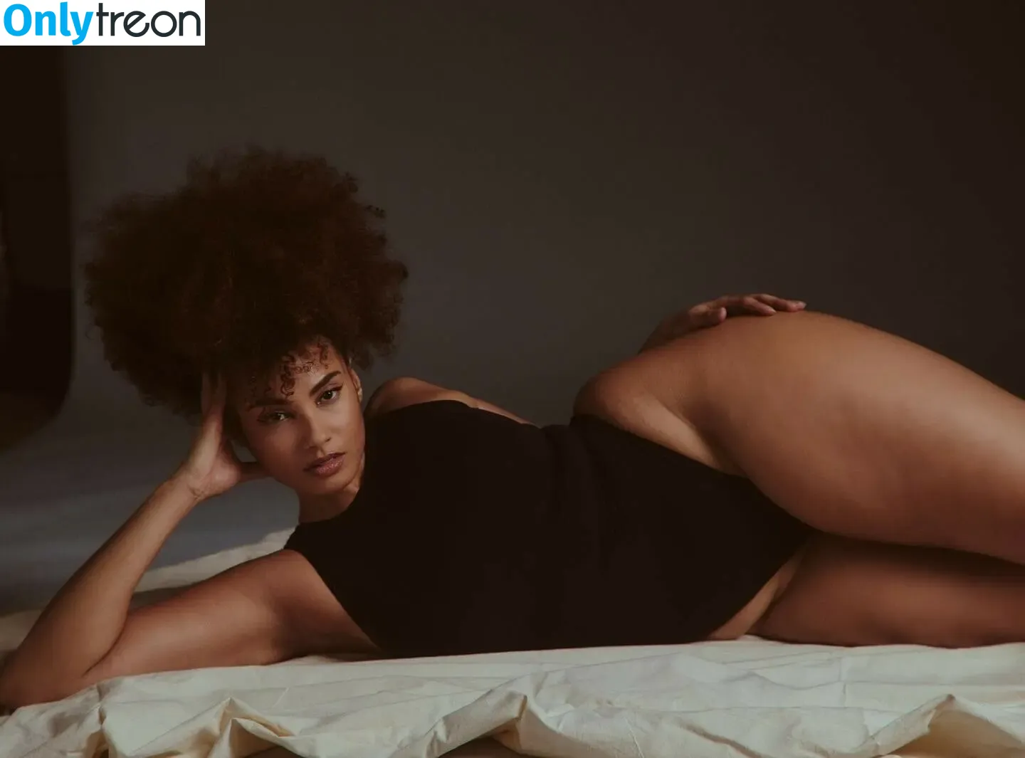 Shadia Ampadu голая photo #0018 (shadia_model)