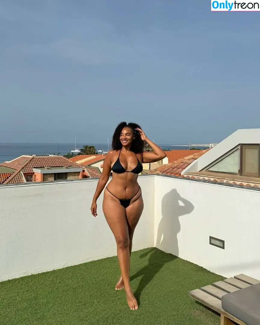 Shadia Ampadu nude photo #0031 (shadia_model)