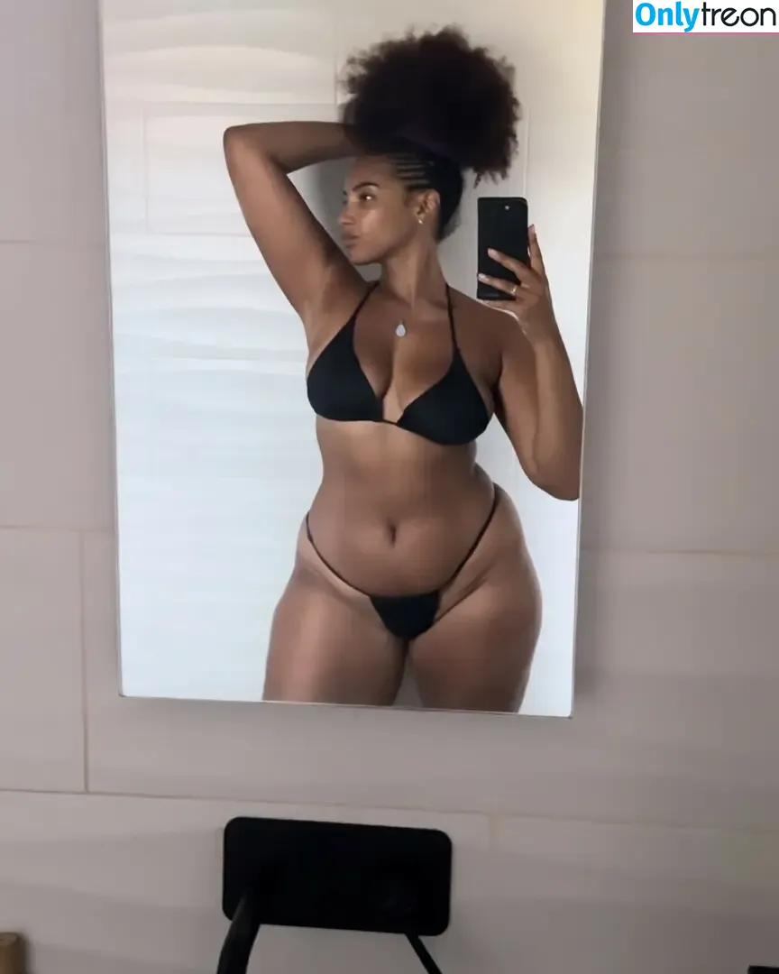 Shadia Ampadu голая photo #0032 (shadia_model)