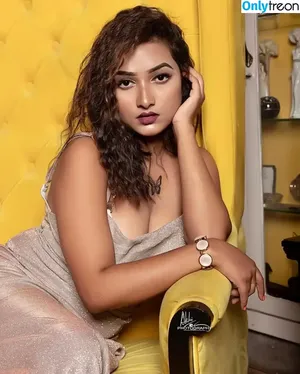 Shaheba Sultana / ficial__musu / official__musu фото голая #0001