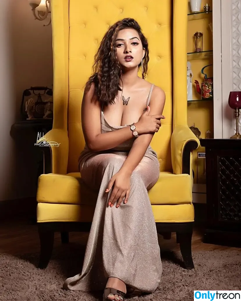 Shaheba Sultana nude photo #0002 (ficial__musu / official__musu)