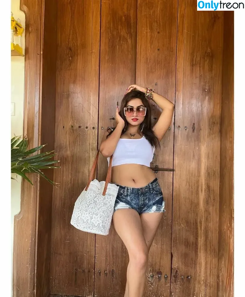 Shaheba Sultana nude photo #0011 (ficial__musu / official__musu)