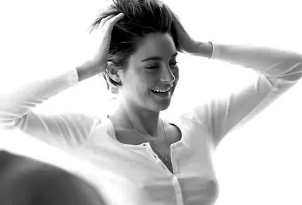 Shailene Woodley / shailenewoodley фото голая #0019