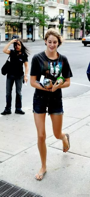 Shailene Woodley / shailenewoodley фото голая #0123