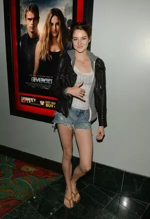 Shailene Woodley / shailenewoodley фото голая #0132