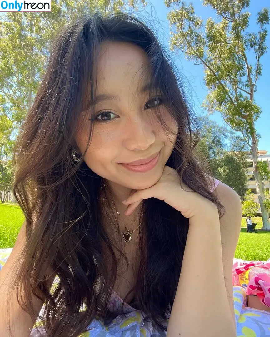 Shaina Cha nude photo #0003 (shaina_cha_)