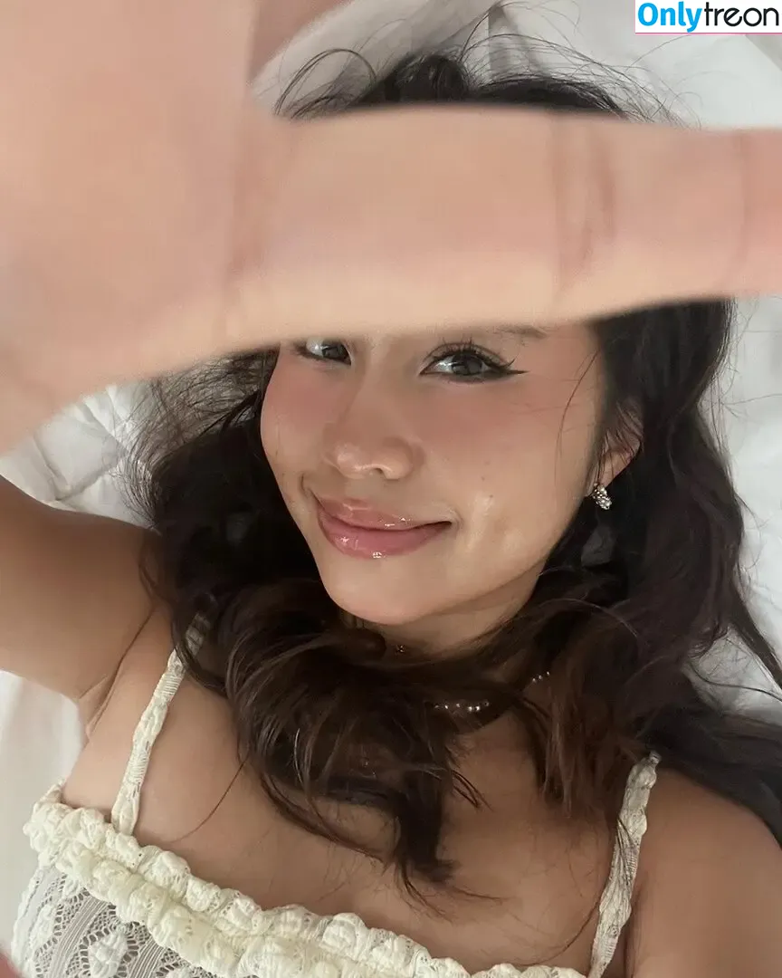 Shaina Cha nude photo #0010 (shaina_cha_)