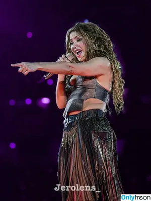 Shakira / shakirashakira nude photo #1451