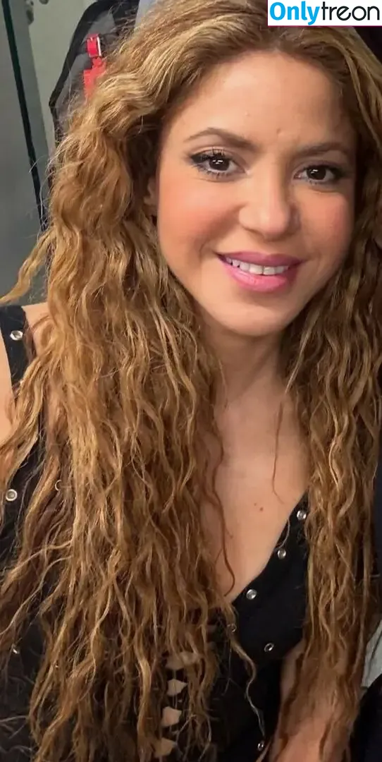 Shakira голая photo #1006 (shakkira)