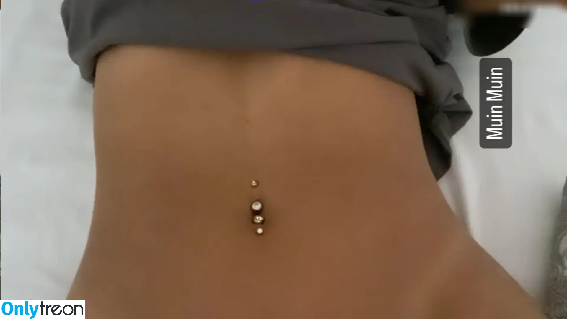 shakiravv nude photo #0038 (shakiravv)