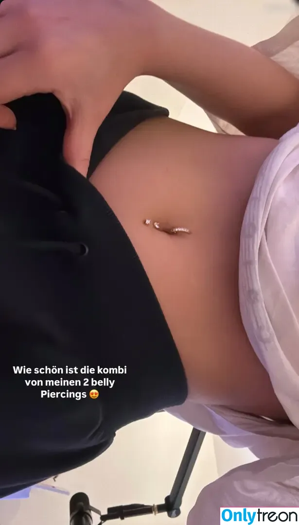 shakiravv голая photo #0039 (shakiravv)