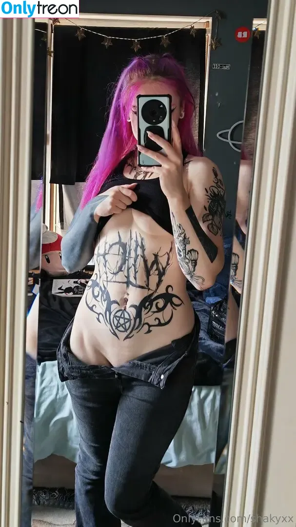 shakyxx nude photo #0250 (Scarlett)