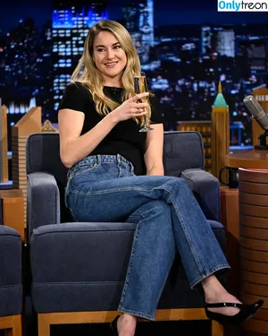 Shaliene Woodley / shailenewoodley фото голая #0312