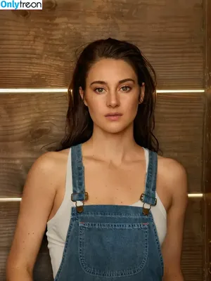 Shaliene Woodley / shailenewoodley nude photo #0566