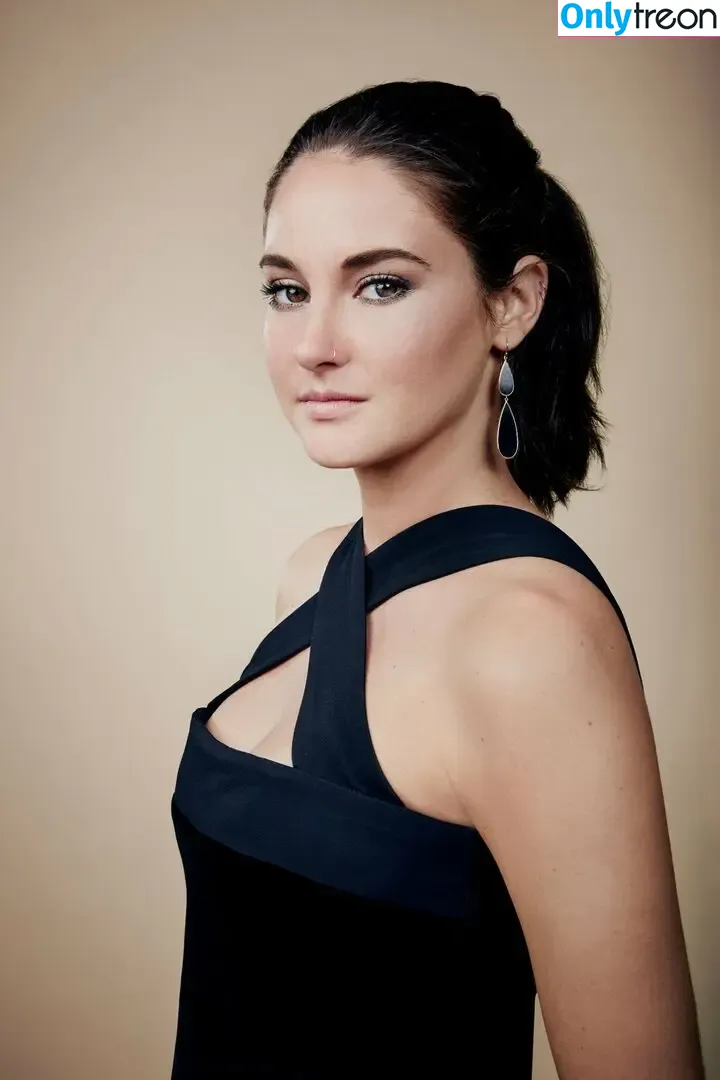 Shaliene Woodley nude photo #0571 (shailenewoodley)