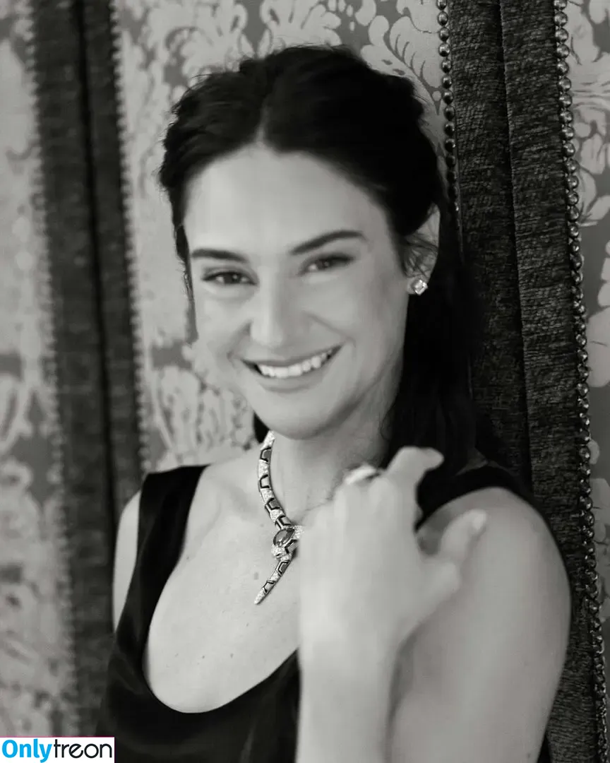 Shaliene Woodley nude photo #0666 (shailenewoodley)